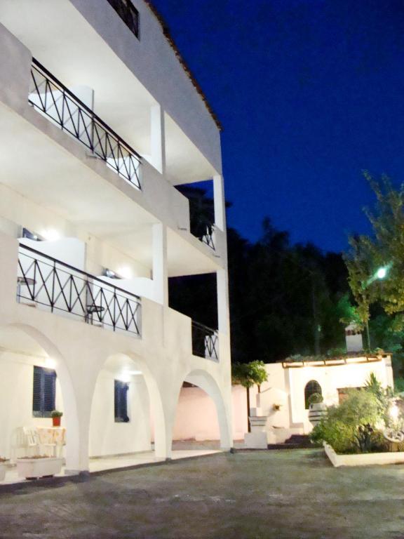 Villa Diamanti Kanapitsa  Kültér fotó
